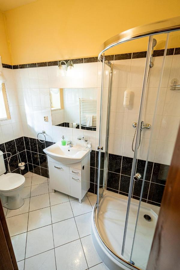 Penzion Cosmopolitan I. Banská Štiavnica Екстериор снимка