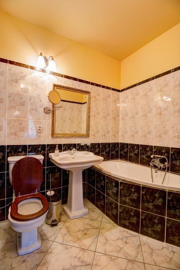 Penzion Cosmopolitan I. Banská Štiavnica Екстериор снимка
